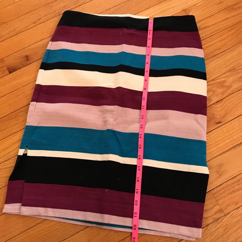 LOFT striped skirt, size 6 - Picture 3 of 5